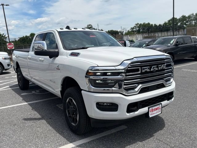New 2026 RAM 2500 Laramie AWD/4WD image 2
