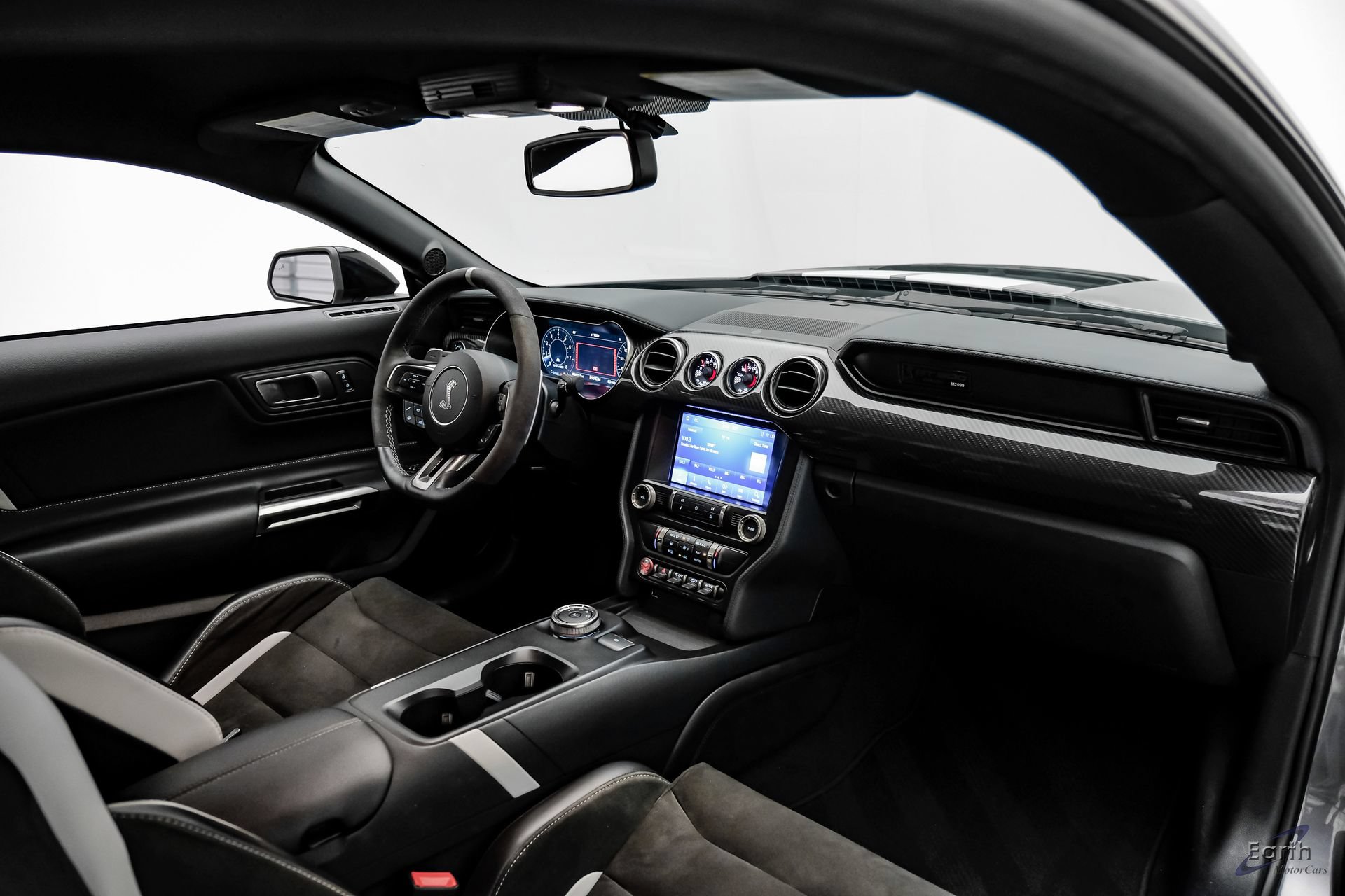 Used 2021 Ford Mustang Shelby GT500 w/ Carbon Fiber Track Pack RWD image 59
