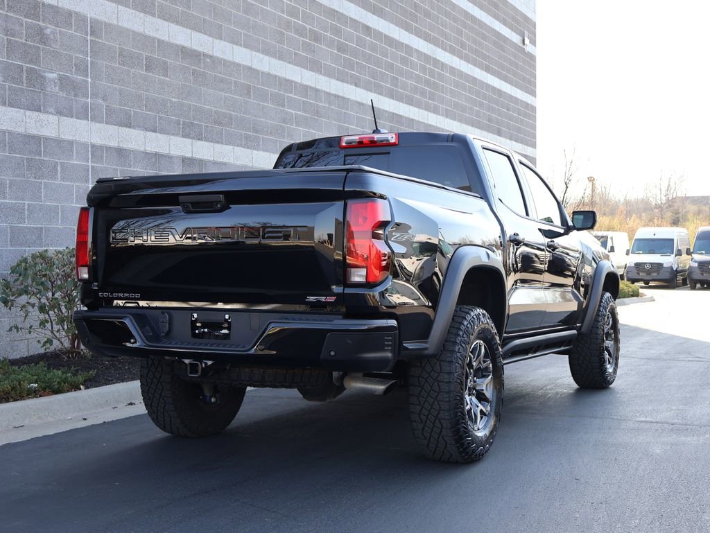 Used 2024 Chevrolet Colorado ZR2 w/ ZR2 Convenience Package III image 5
