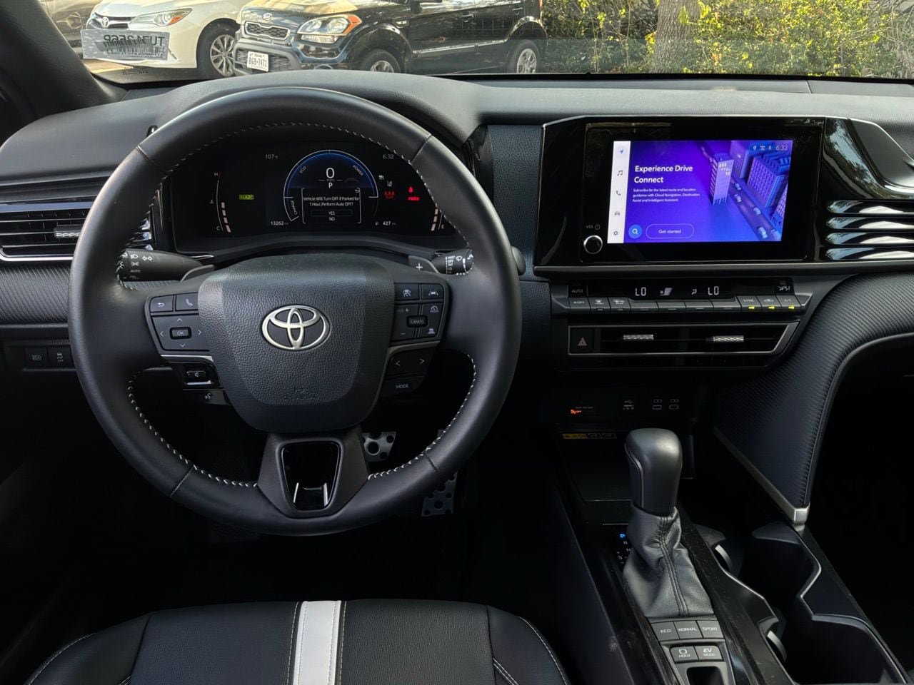 Used 2026 Toyota Camry SE FWD image 14