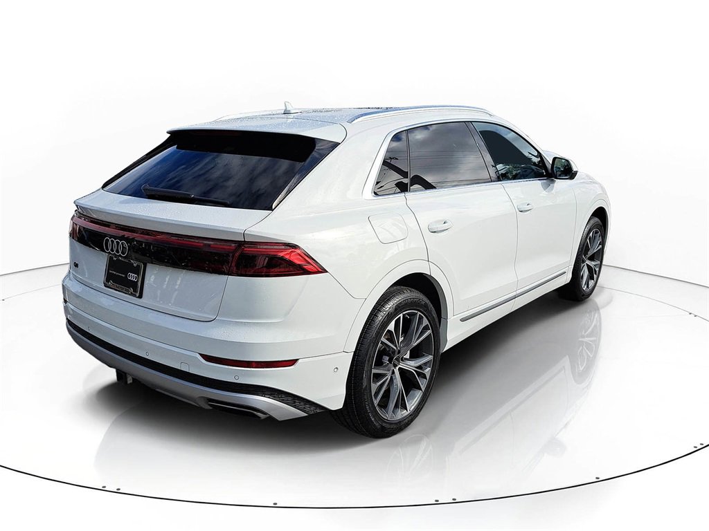 Certified 2024 Audi Q8 Premium Plus image 4