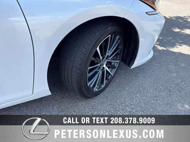 Used 2023 Lexus ES 250 w/ Premium Package AWD/4WD image 11