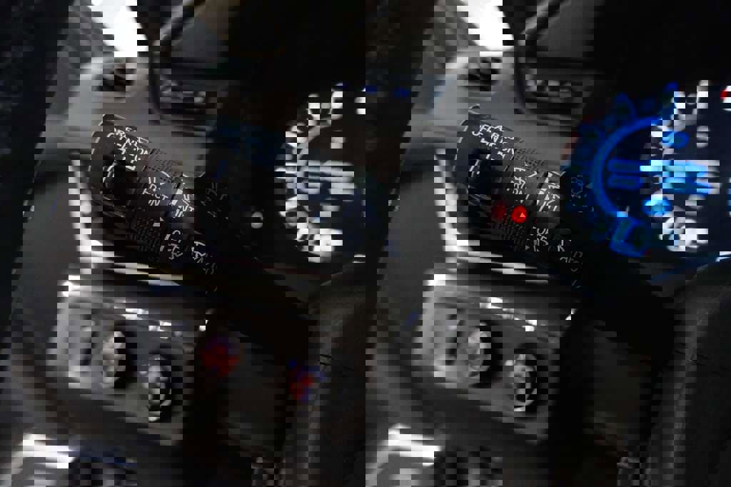 Used 2020 Cadillac Escalade ESV Platinum image 44