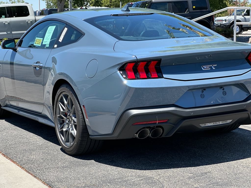 New 2026 Ford Mustang GT Premium w/ GT Performance Package RWD image 5