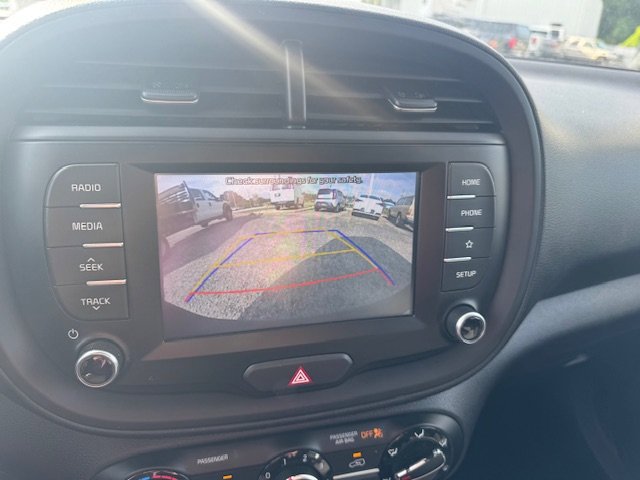 Used 2020 Kia Soul LX image 15