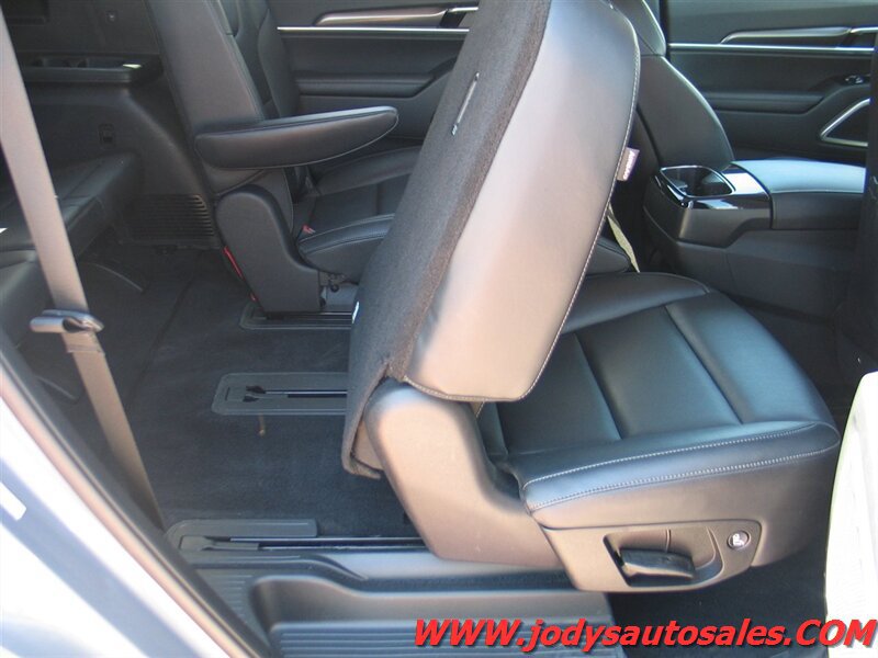 Used 2025 Kia Telluride S AWD/4WD image 37
