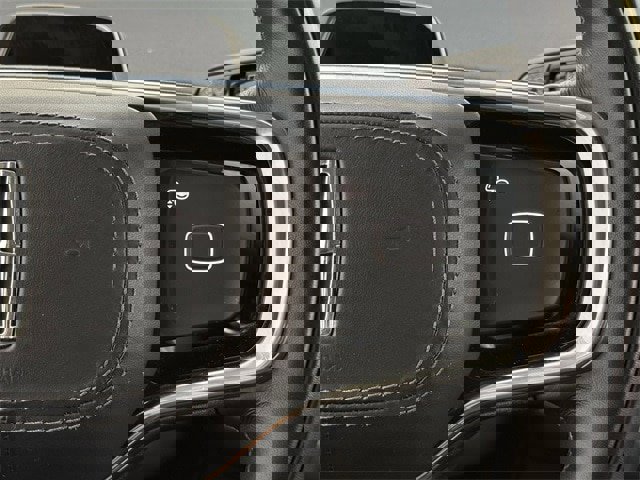 Used 2025 Lincoln Navigator Reserve image 14