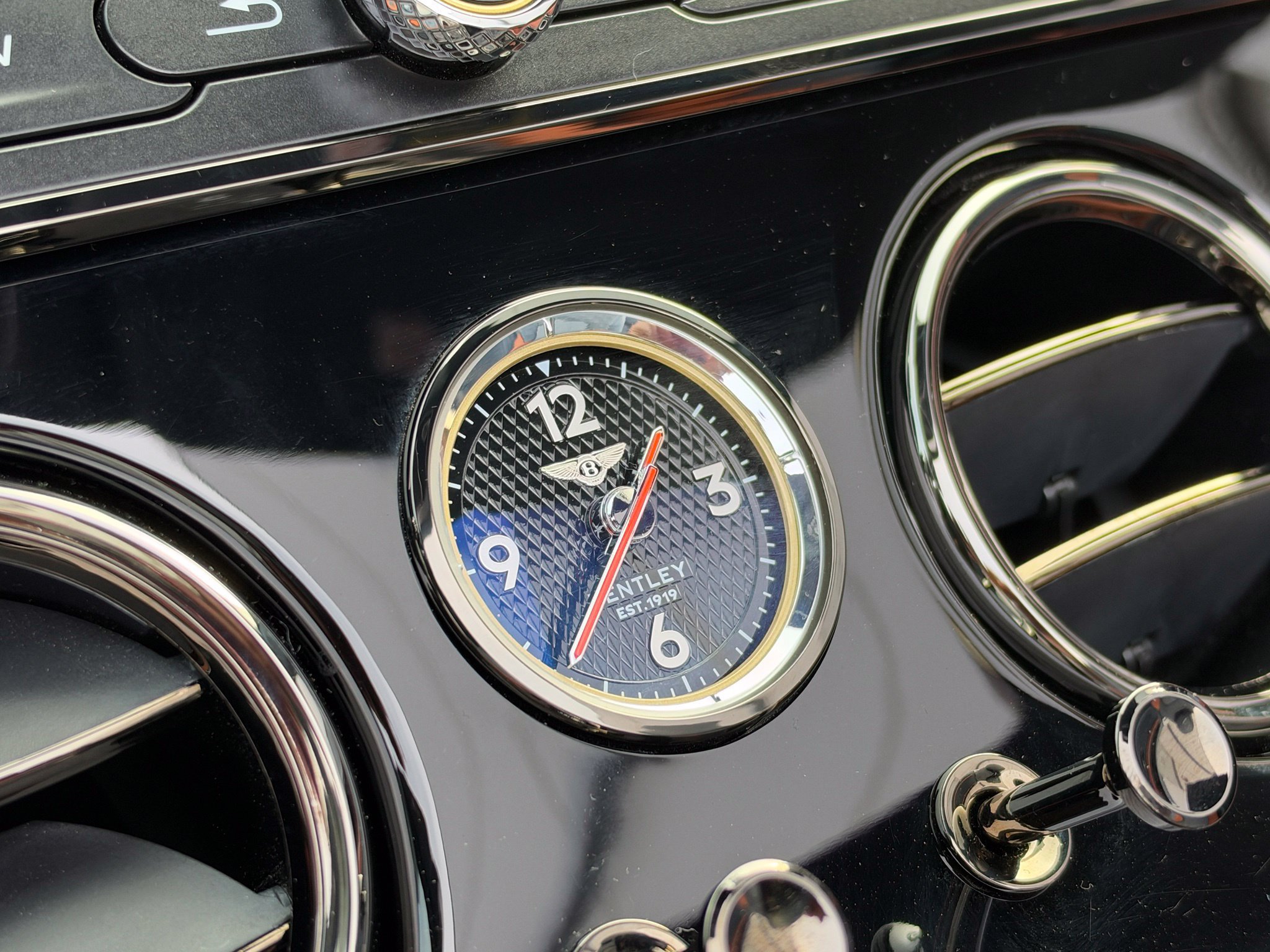 Used 2026 Bentley Continental GT AWD/4WD image 31