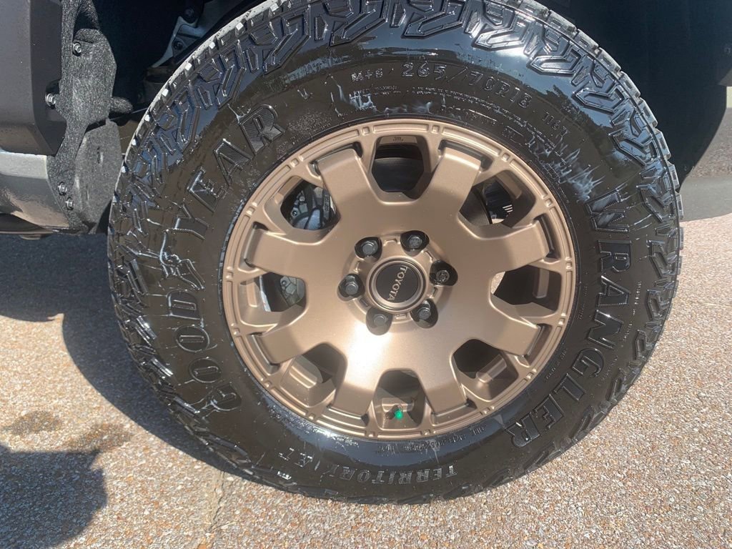 New 2025 Toyota Tacoma Trailhunter image 10