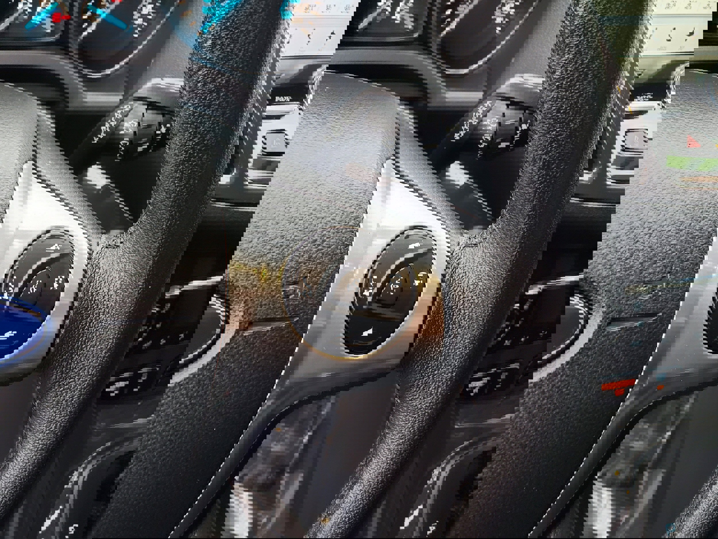 Used 2016 Ford Escape Titanium image 19