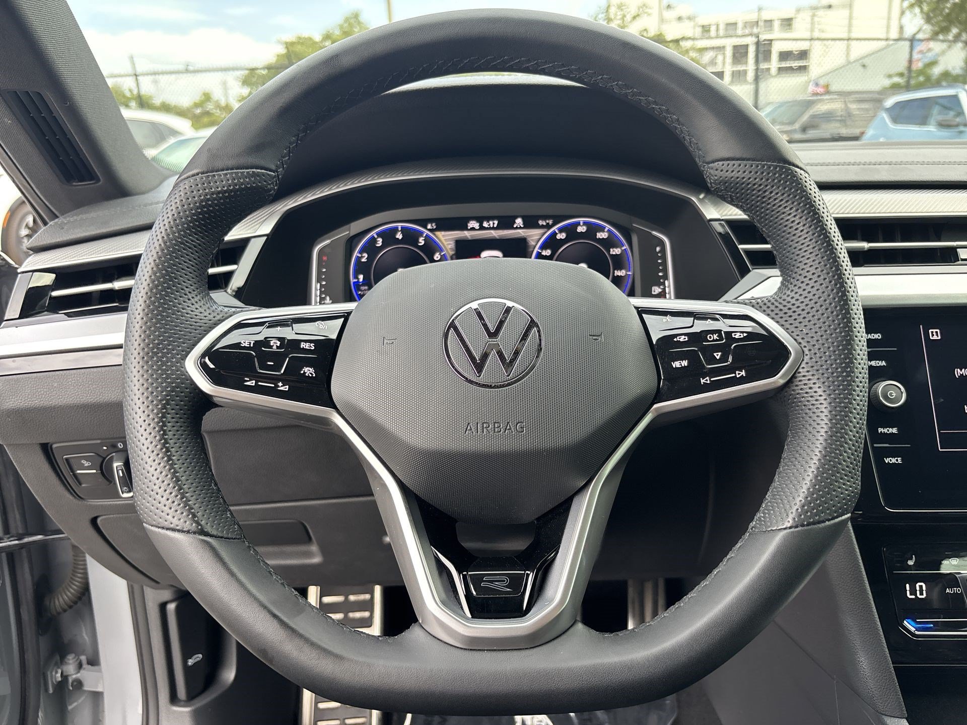 Used 2022 Volkswagen Arteon SEL AWD/4WD image 11