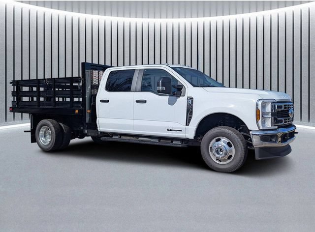 New 2025 Ford F350 XL w/ XL Chrome Package AWD/4WD image 2