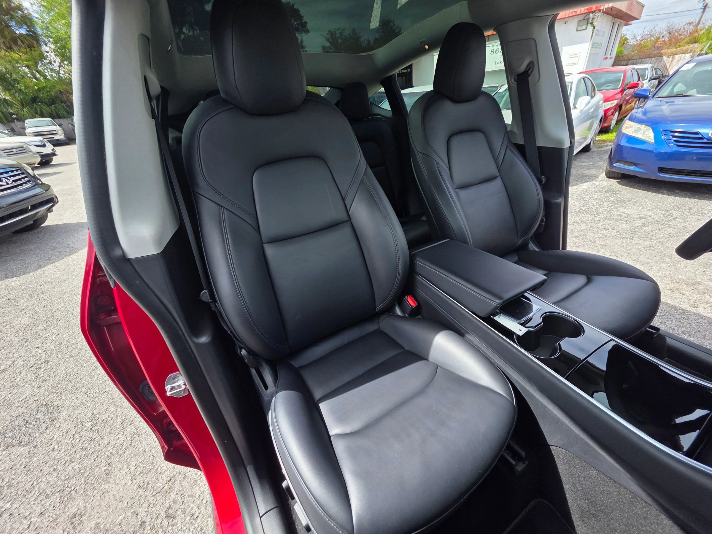 Used 2020 Tesla Model Y Long Range image 21