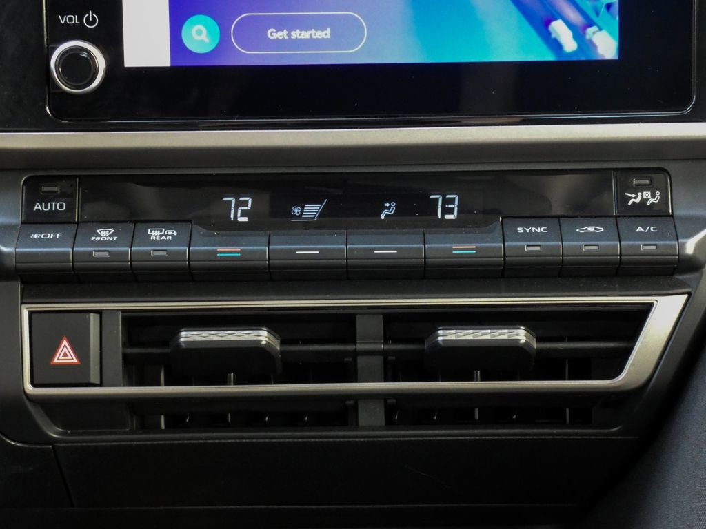 Used 2025 Toyota Camry LE FWD image 14