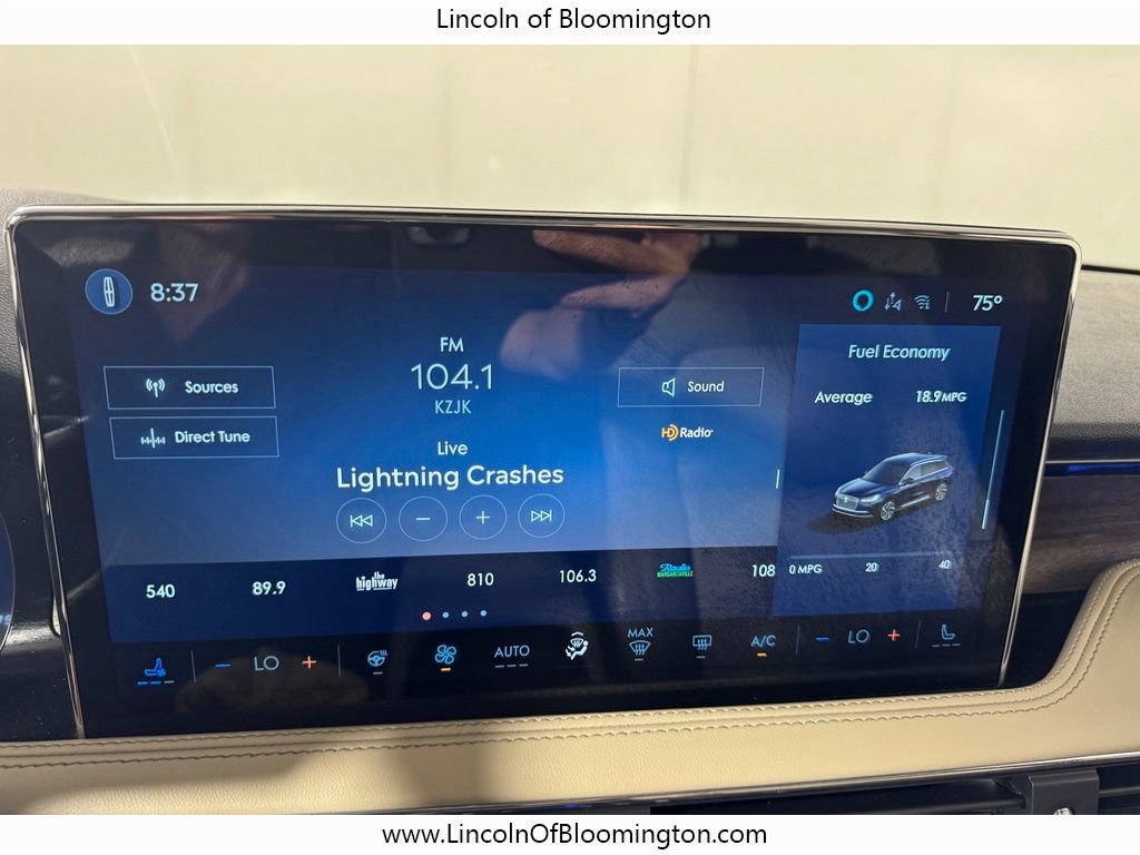 Used 2025 Lincoln Corsair Reserve w/ Equipment Group 202A AWD/4WD image 22