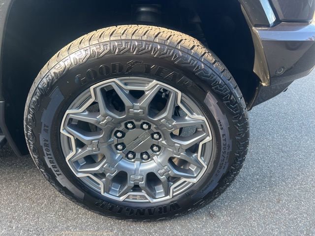 Used 2025 GMC Hummer EV 3X AWD/4WD image 13