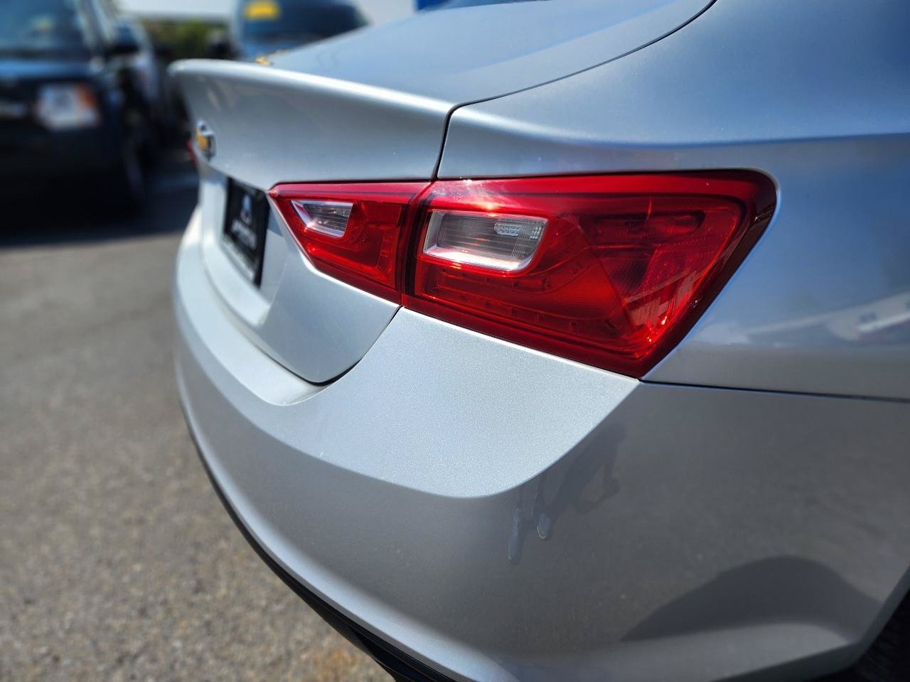 Used 2018 Chevrolet Malibu LS FWD image 31
