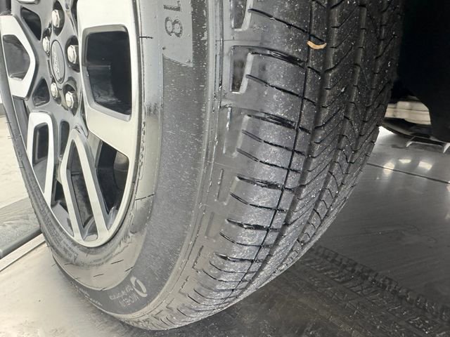 Used 2023 Ford Maverick Lariat w/ Lariat Luxury Package image 10