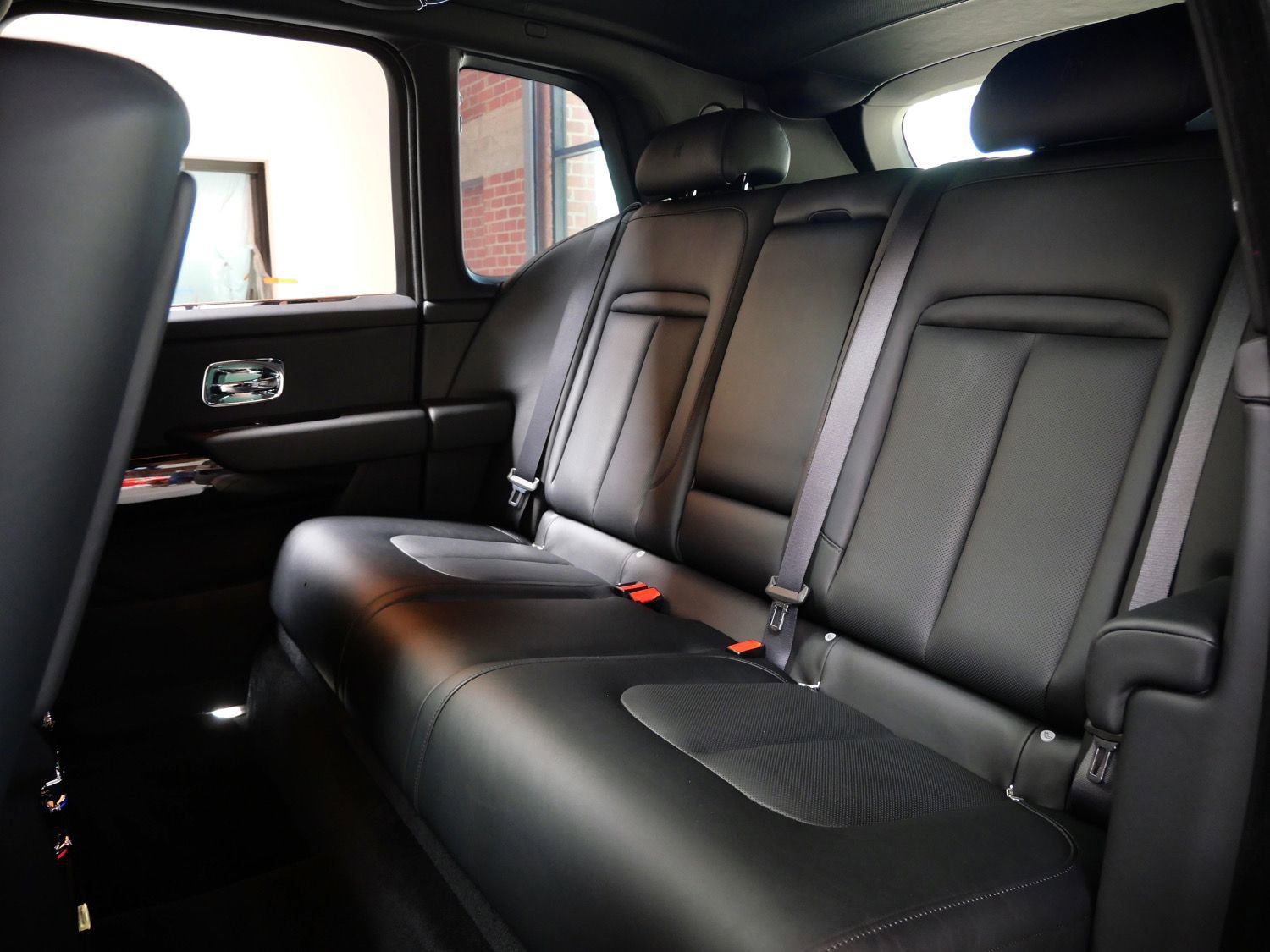 Used 2022 Rolls-Royce Cullinan AWD/4WD image 8
