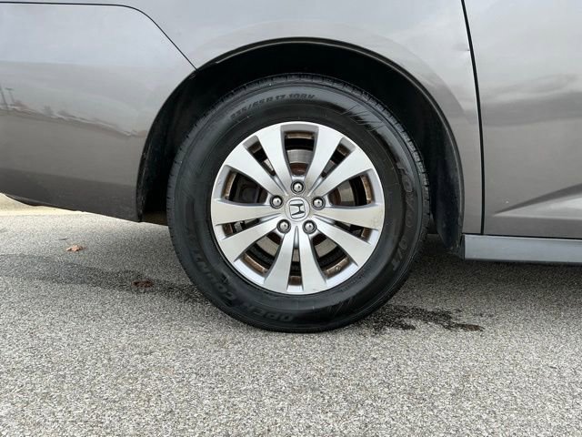 Used 2015 Honda Odyssey EX image 15