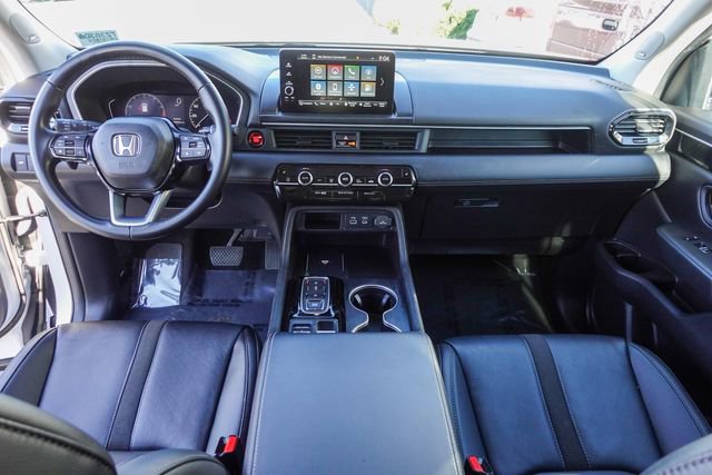 Used 2024 Honda Pilot Touring image 30