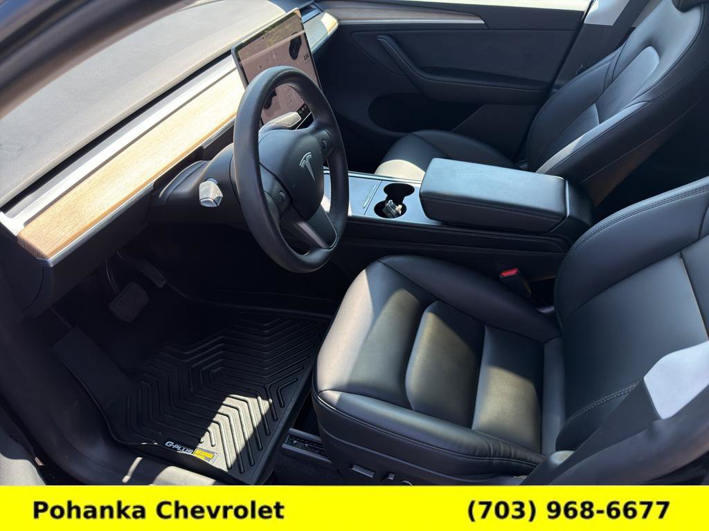 Used 2025 Tesla Model Y Long Range RWD image 34