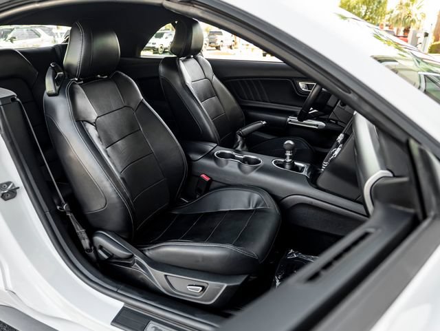 Used 2019 Ford Mustang Premium RWD image 33