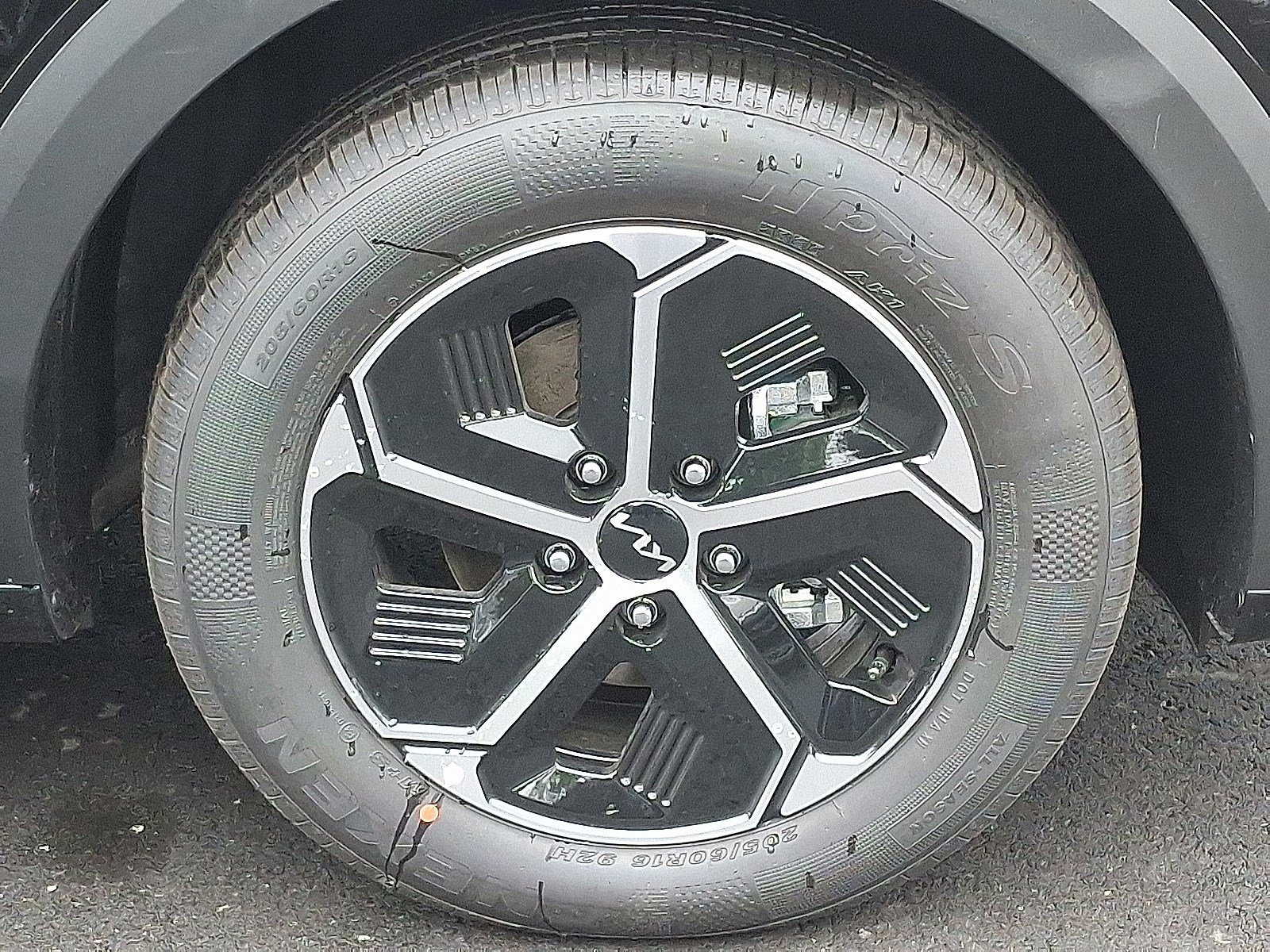 New 2025 Kia Niro EX image 5