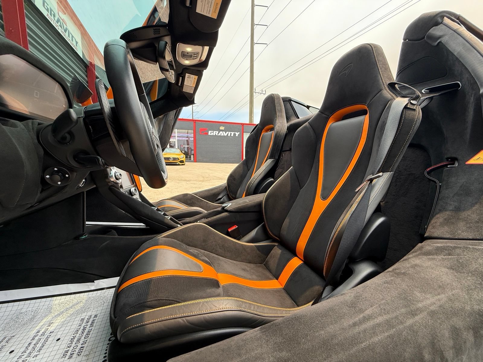 Used 2022 McLaren 720S Performance RWD image 30