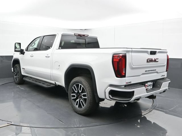 Used 2025 GMC Sierra 1500 AT4 w/ Technology Package AWD/4WD image 11