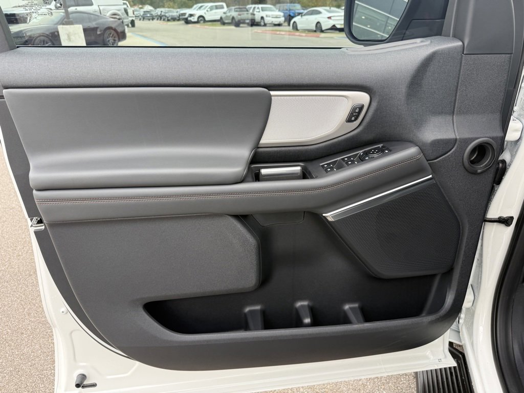 New 2025 Ford Expedition Max Active image 19