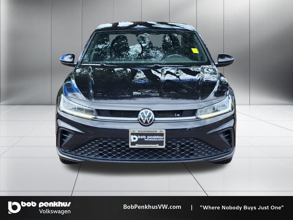 Used 2025 Volkswagen Jetta Sport FWD image 22