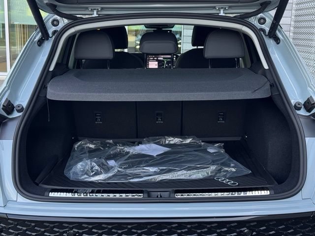 New 2026 Audi Q3 quattro 2.0T AWD/4WD image 15