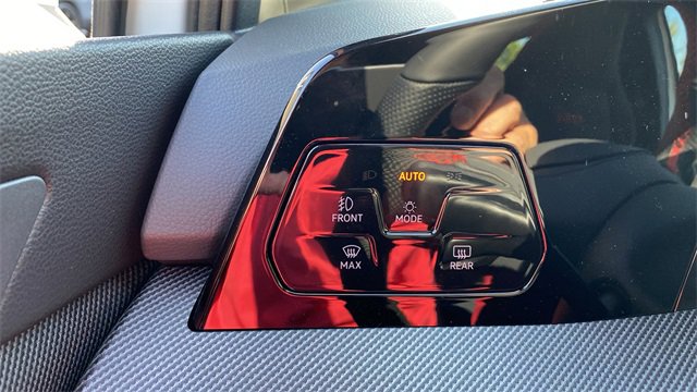 New 2025 Volkswagen GTI SE image 16