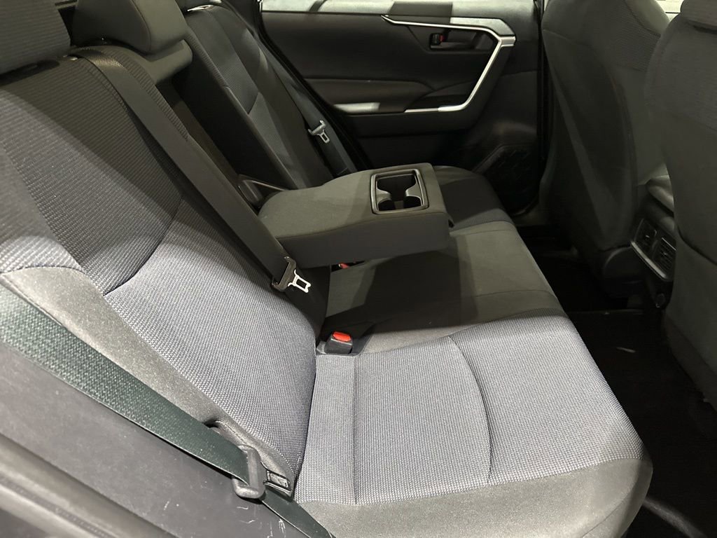 Certified 2022 Toyota RAV4 LE image 21