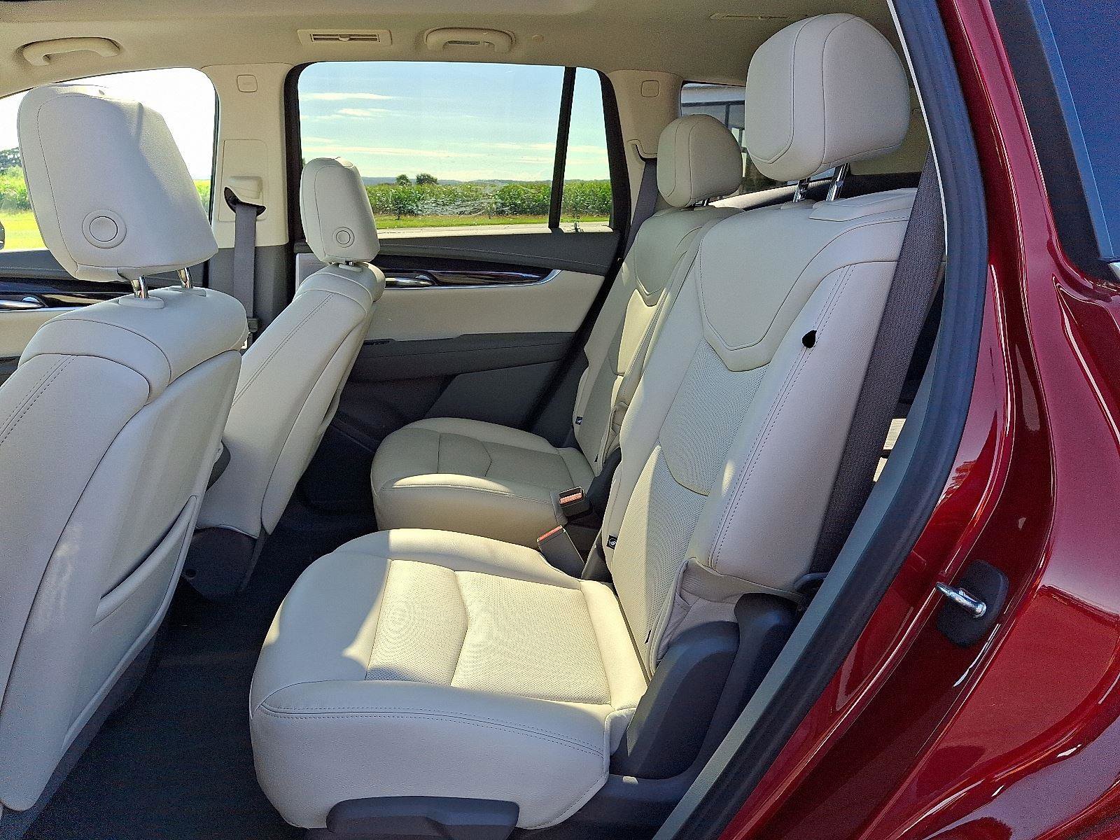 Certified 2024 Cadillac XT6 Premium Luxury image 10