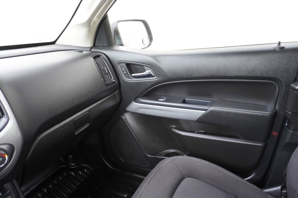 Used 2022 Chevrolet Colorado LT w/ Fleet Safety Package image 27