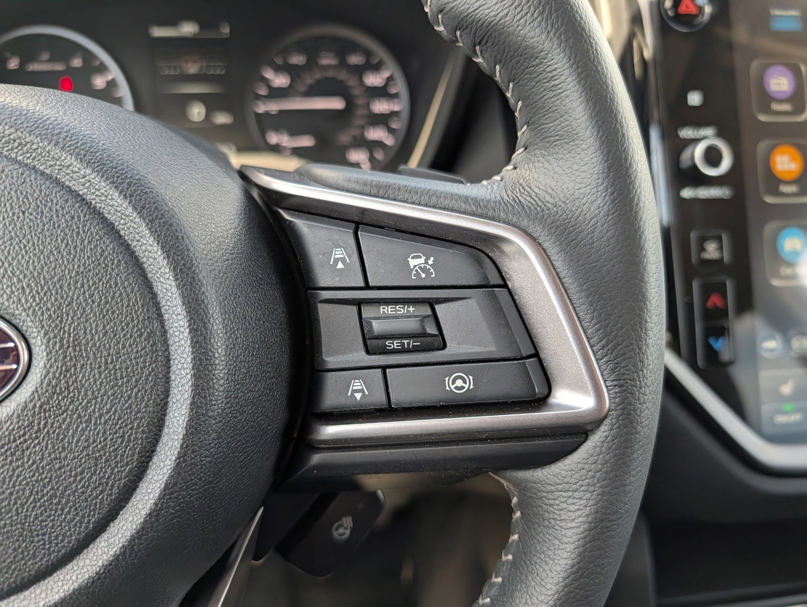 Certified 2026 Subaru Ascent Premium AWD/4WD image 26