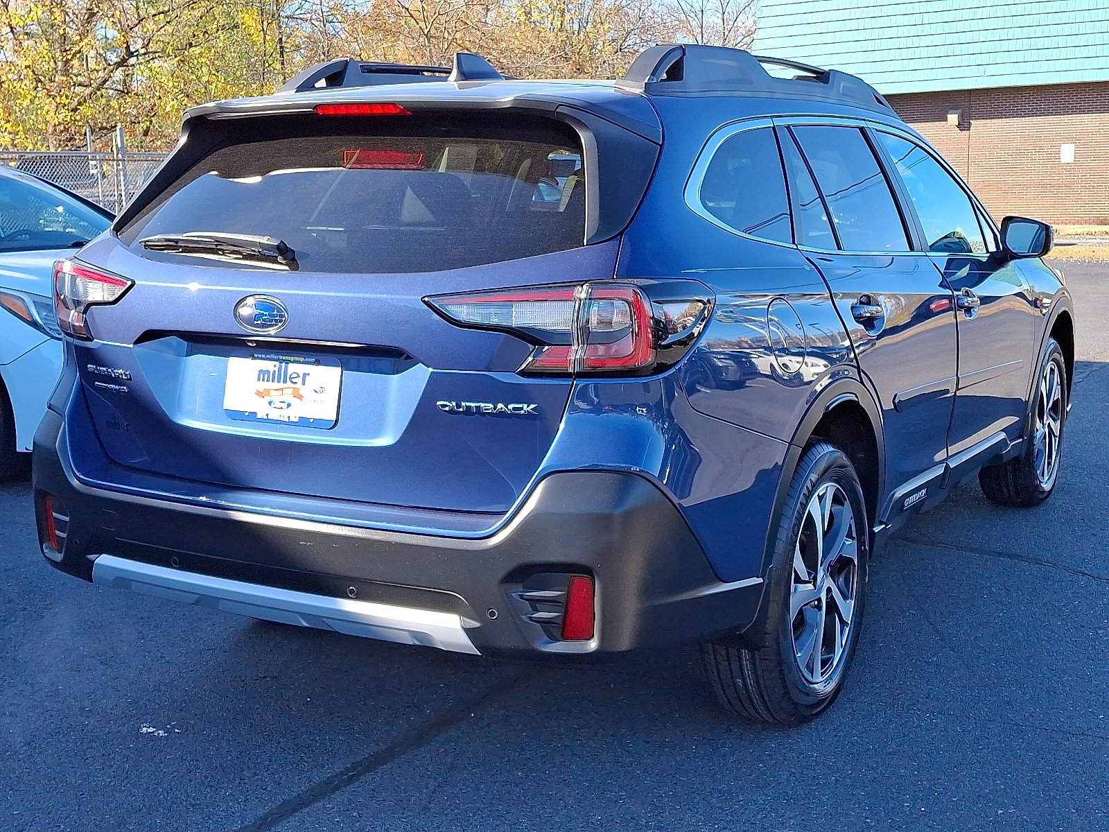 Used 2021 Subaru Outback Limited image 6
