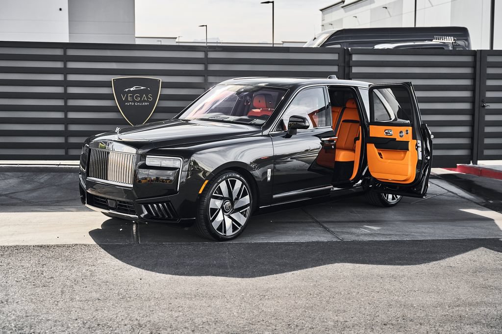 Used 2026 Rolls-Royce Cullinan AWD/4WD image 5
