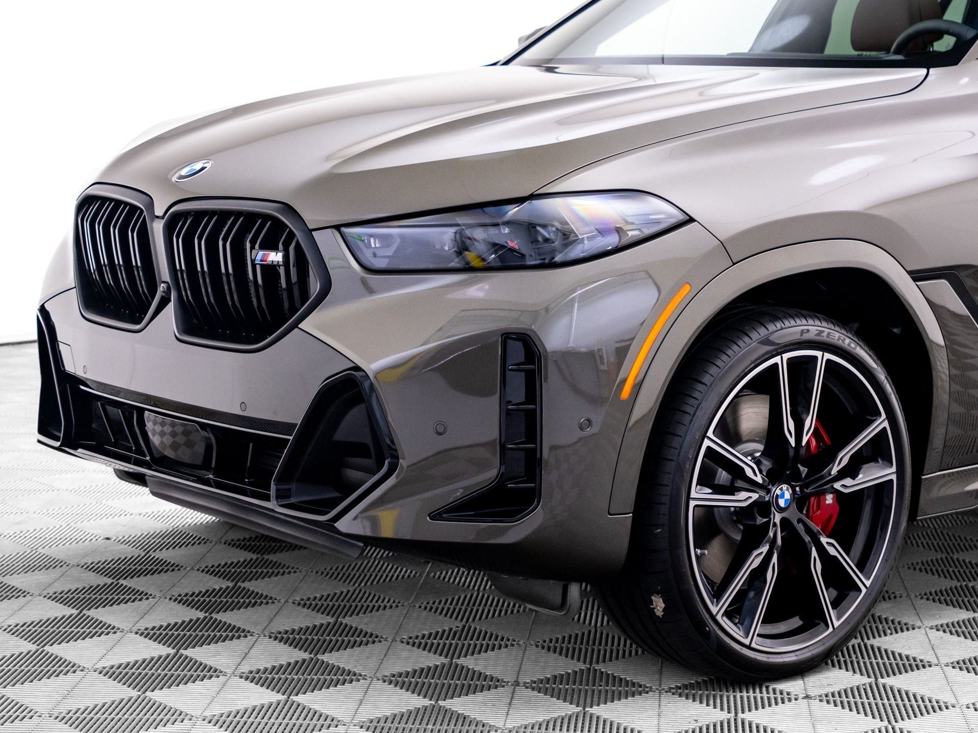 New 2027 BMW X6 M60i AWD/4WD image 37