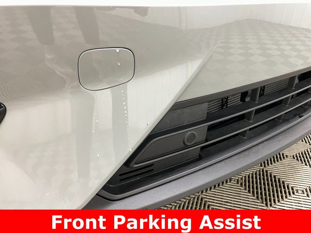 Used 2026 Volvo XC40 B5 Plus w/ Protection Package Premier image 16