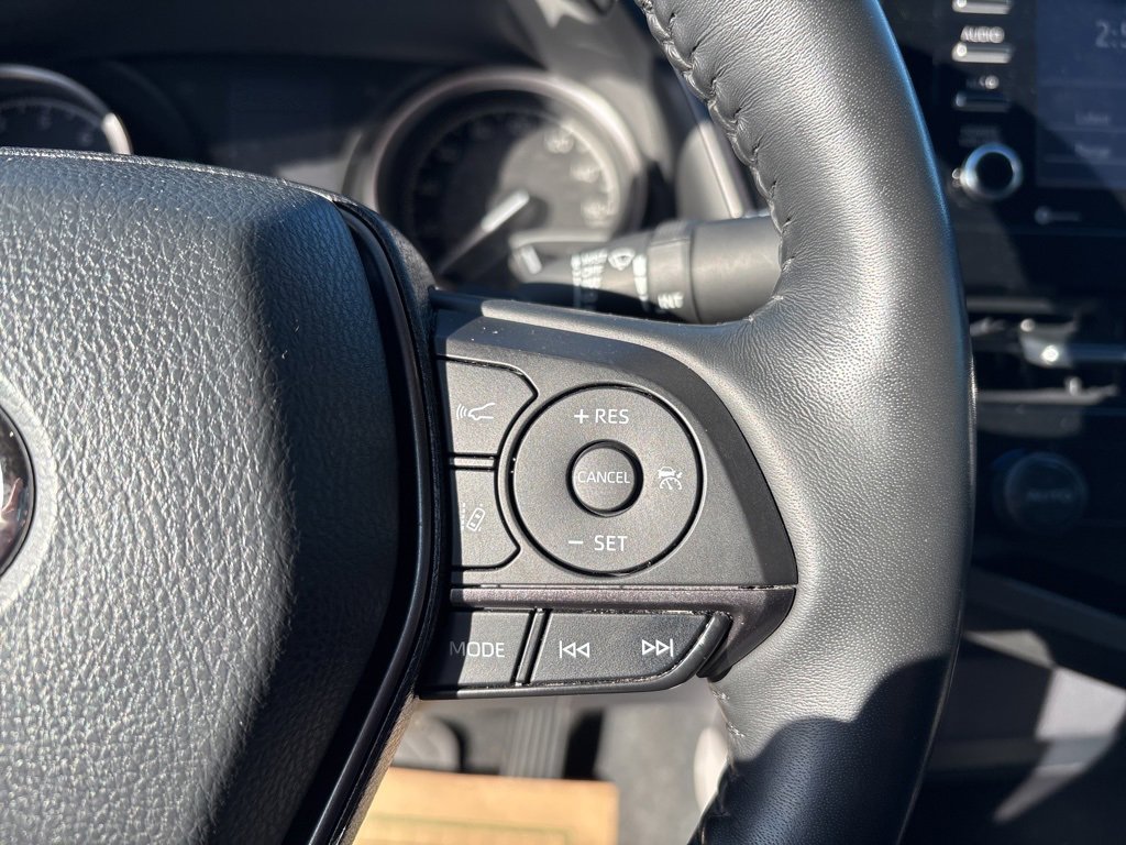 Used 2023 Toyota Camry SE w/ Cold Weather Package image 23