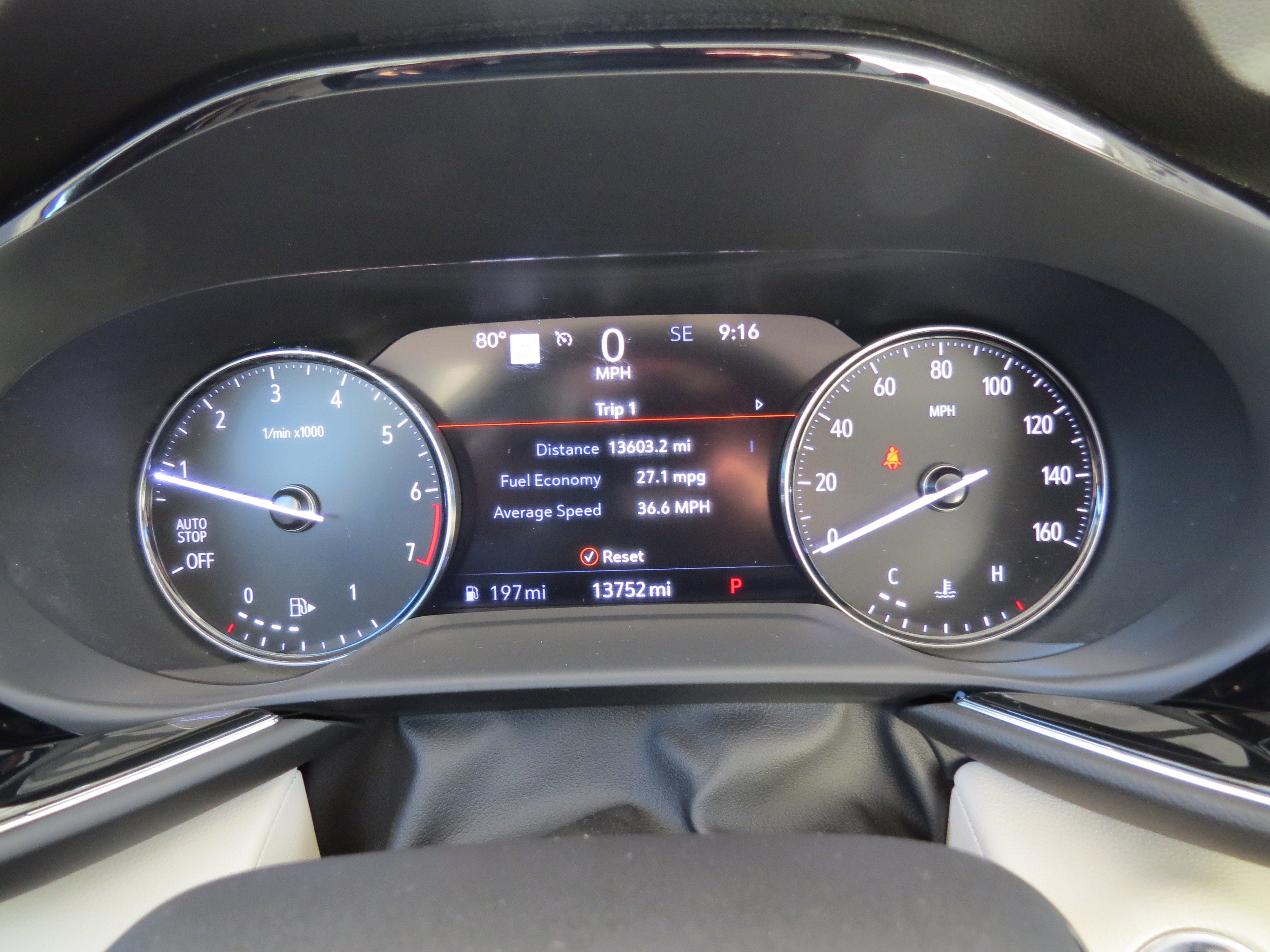 Used 2023 Buick Envision Avenir image 20