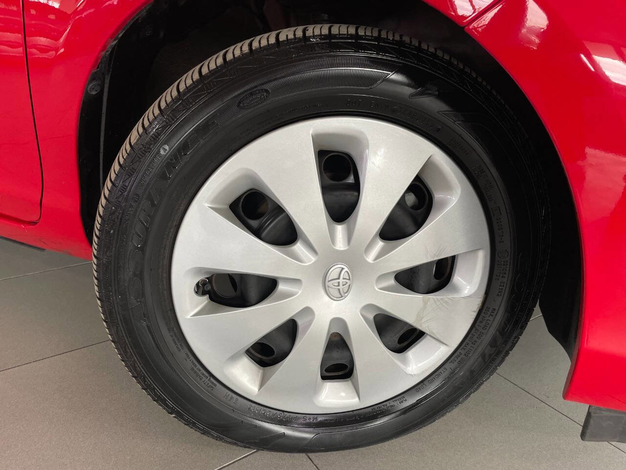 Used 2013 Toyota Prius C Two image 11