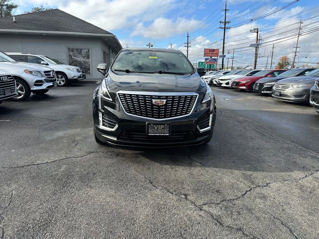 Used 2022 Cadillac XT5 Luxury image 2