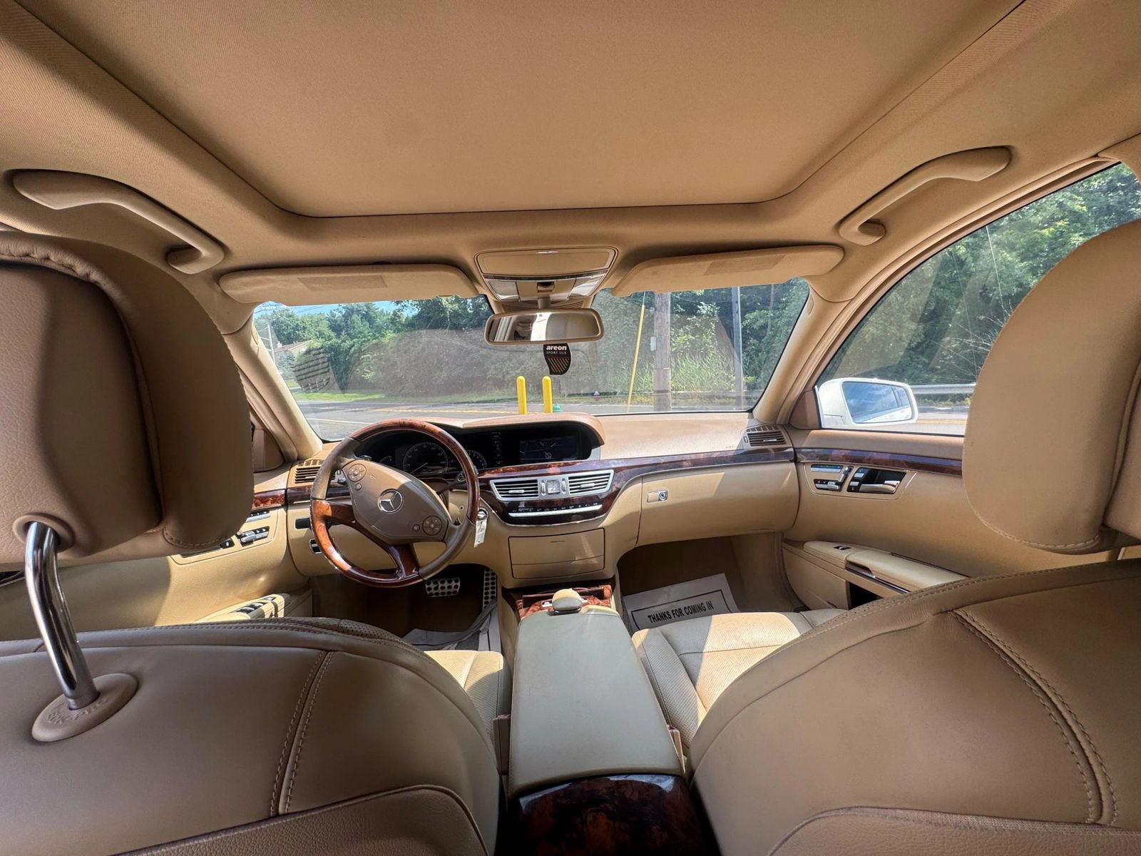 Used 2010 Mercedes-Benz S 550 w/ Sport Pkg image 11