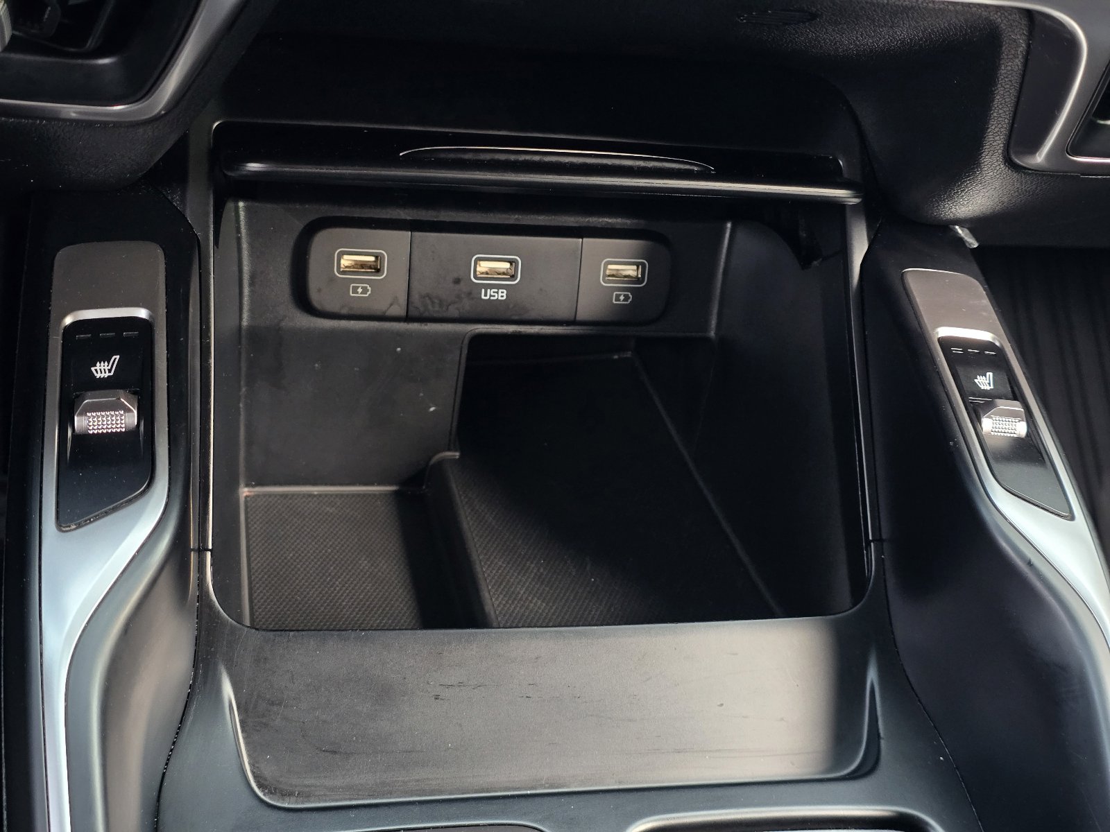 Used 2022 Kia Sorento S image 20