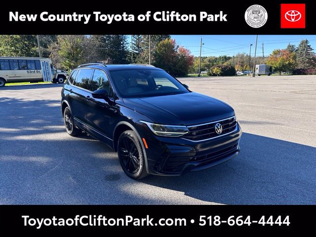 Used 2022 Volkswagen Tiguan SE R-Line