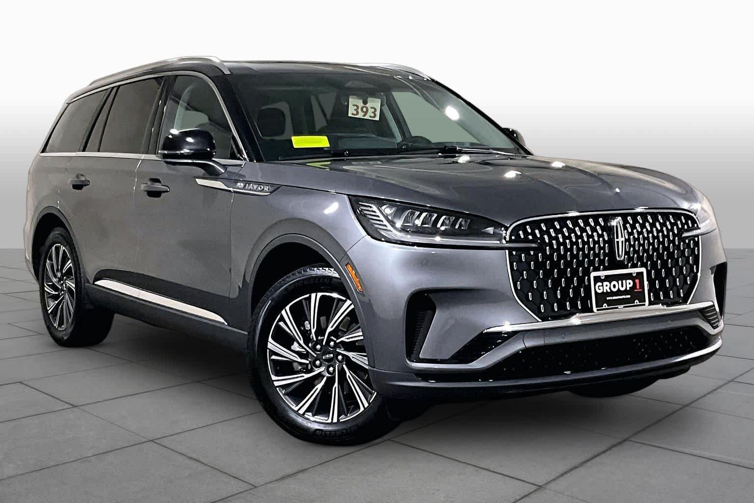 Used 2025 Lincoln Aviator AWD w/ Equipment Group 101A image 2